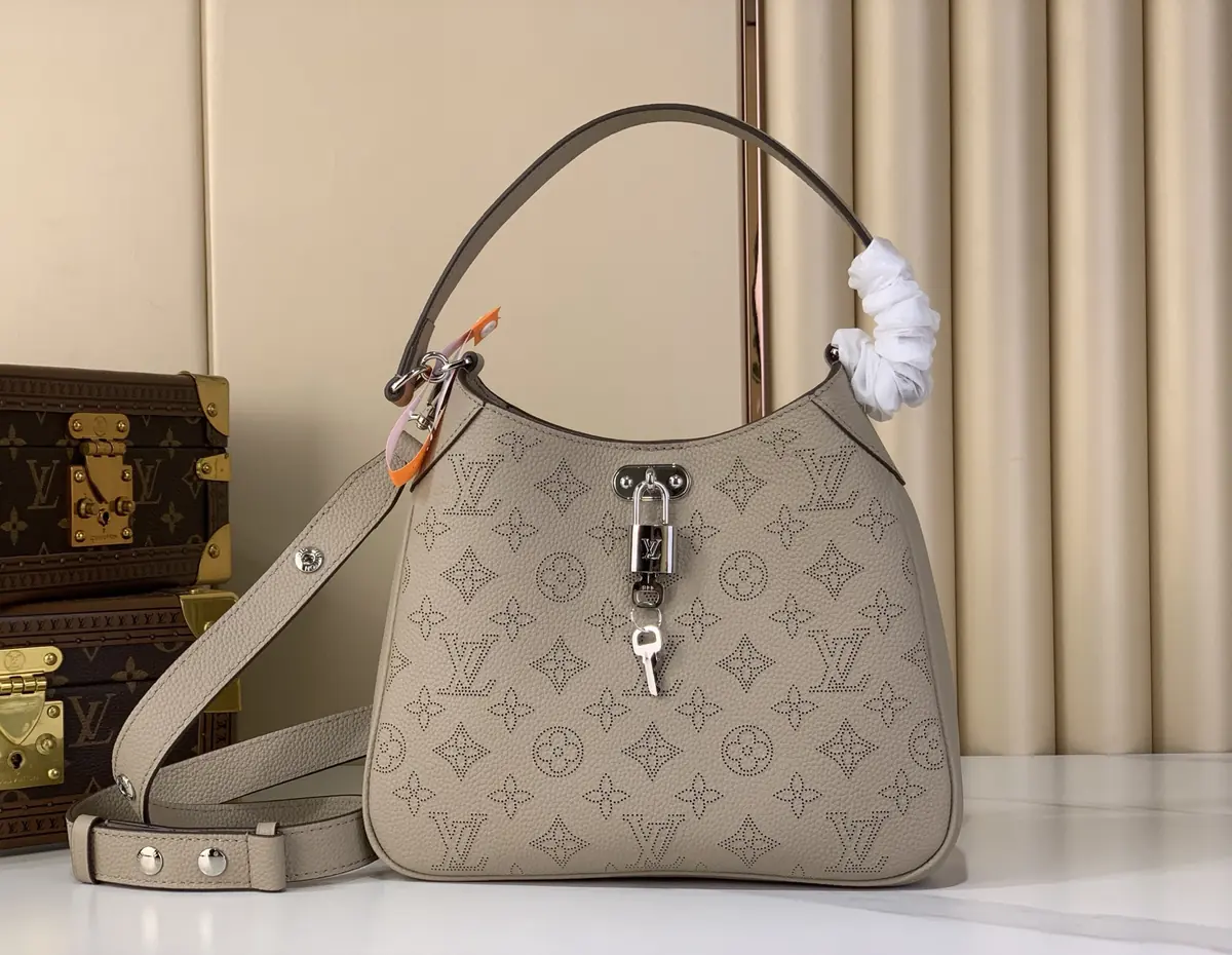LV Style Black Leather Top Handle Bag Lookbook Reference image 1