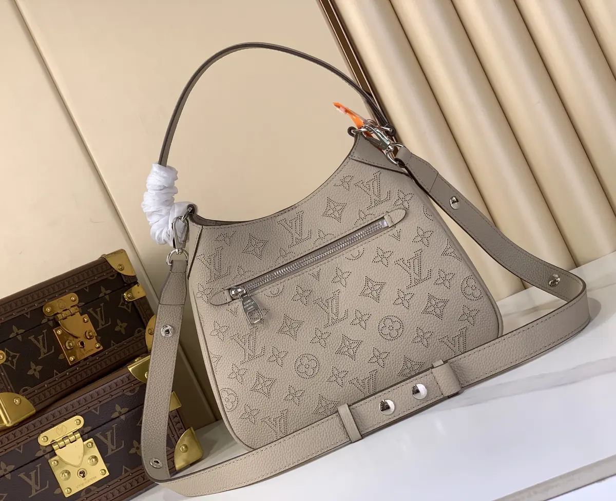 LV Style Black Leather Top Handle Bag Lookbook Reference image 3