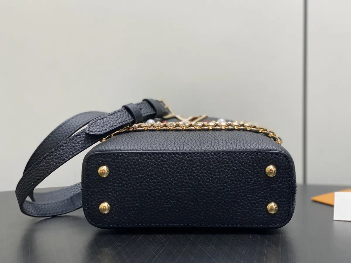 LV Style Black Leather Top Handle Bag style reference detail image 4 from source 787672