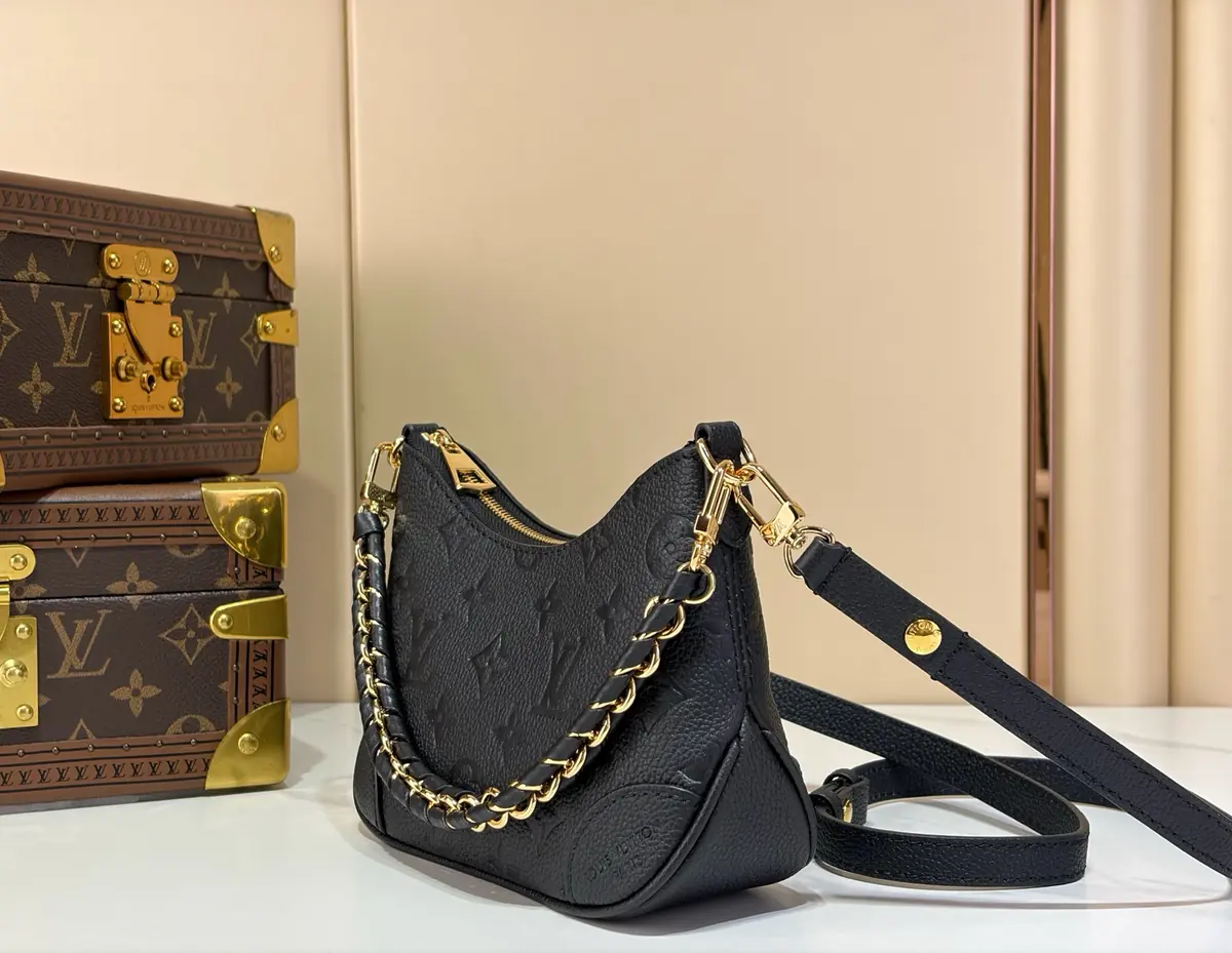 LV Style Black Leather Top Handle Bag style reference detail image 2 from source 787682