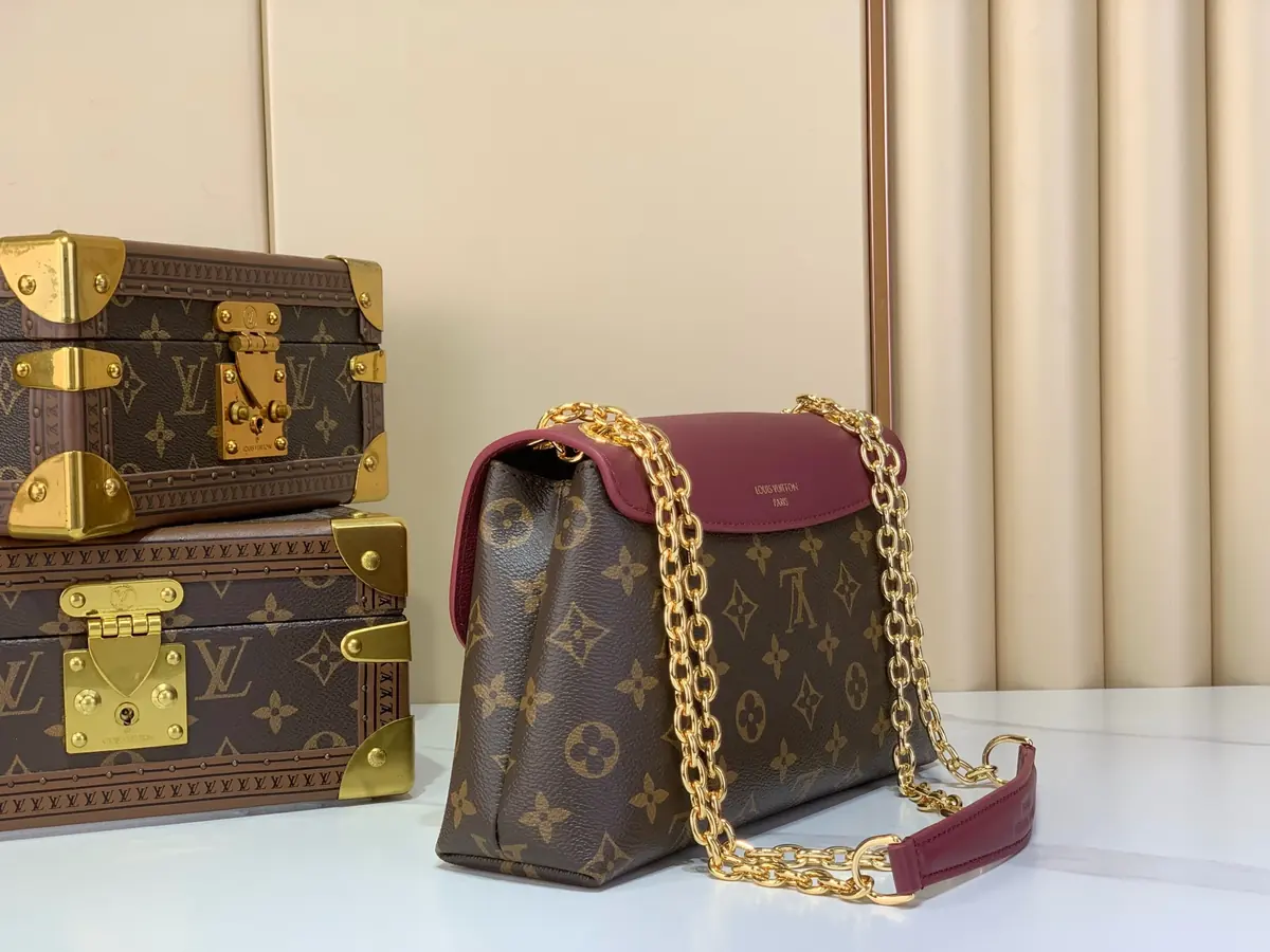 LV Style Black Leather Top Handle Bag style reference detail image 3 from source 787714