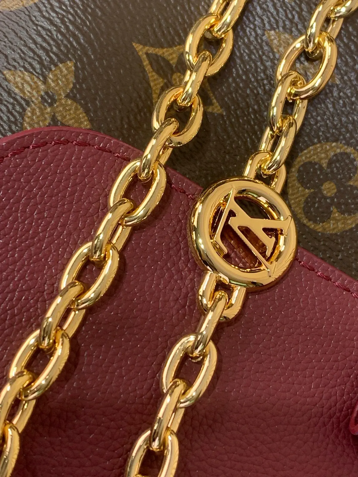 LV Style Black Leather Top Handle Bag style reference detail image 7 from source 787714