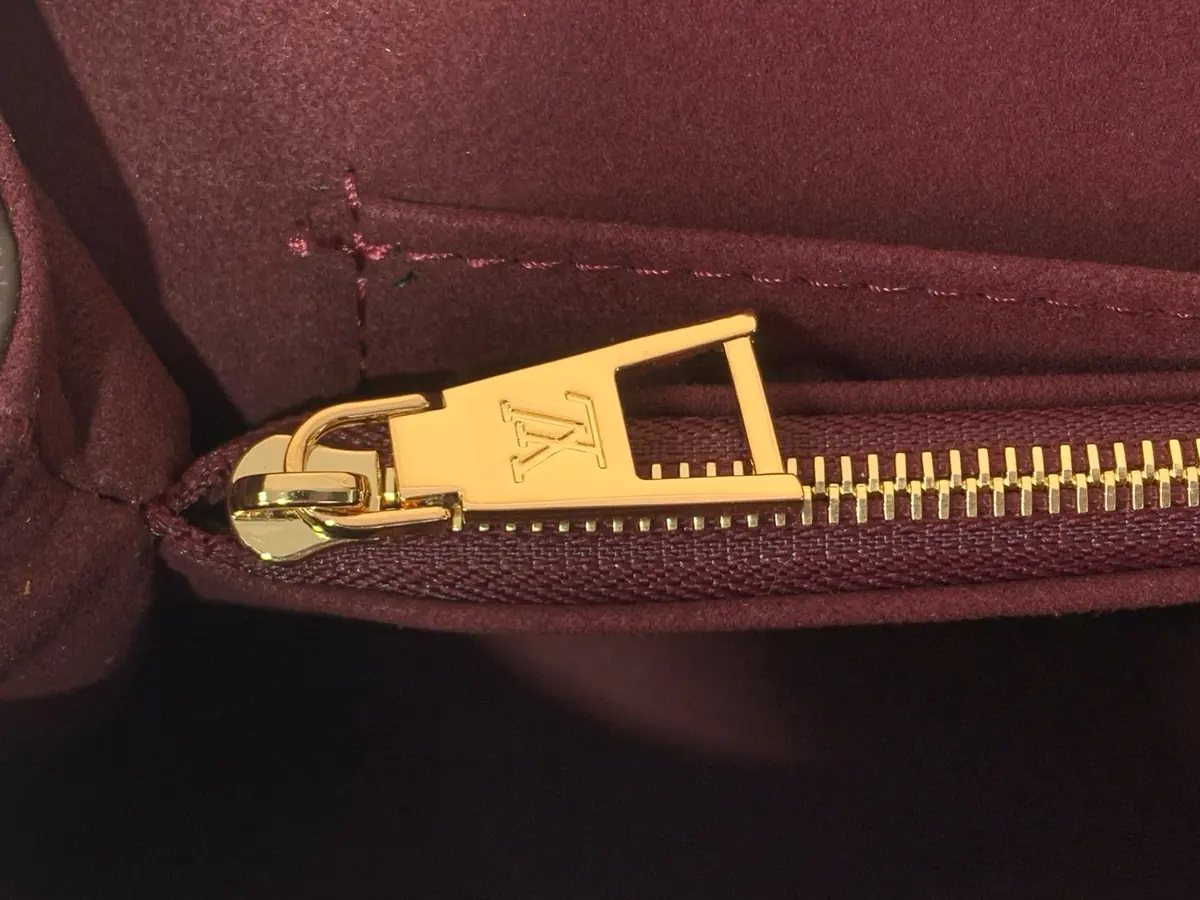 LV Style Black Leather Top Handle Bag style reference detail image 8 from source 787714