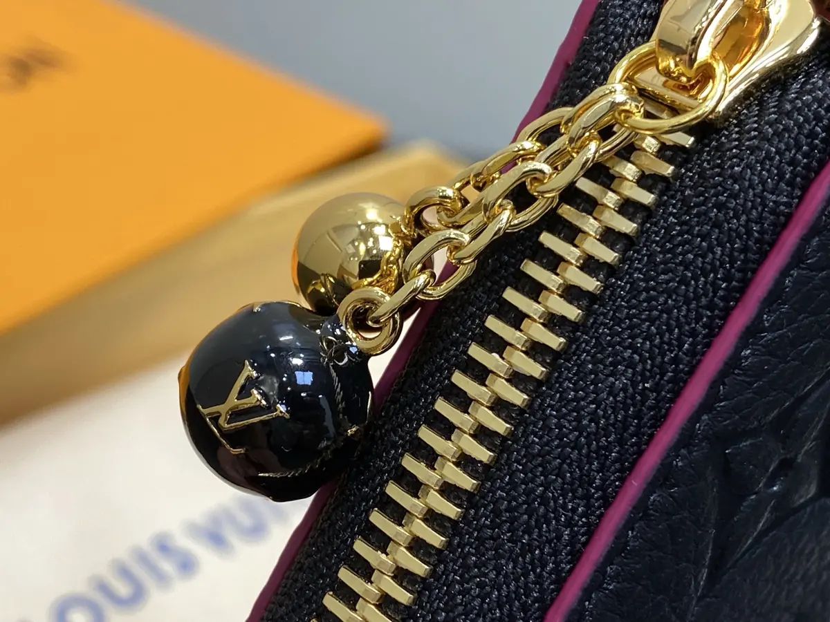 LV Style Black Leather Wallet Bags detail image 1 from source 787740