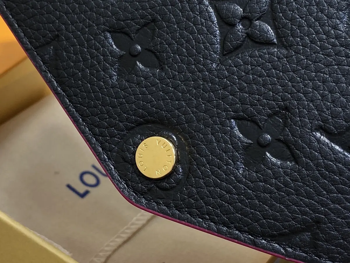 LV Style Black Leather Wallet Bags detail image 2 from source 787741