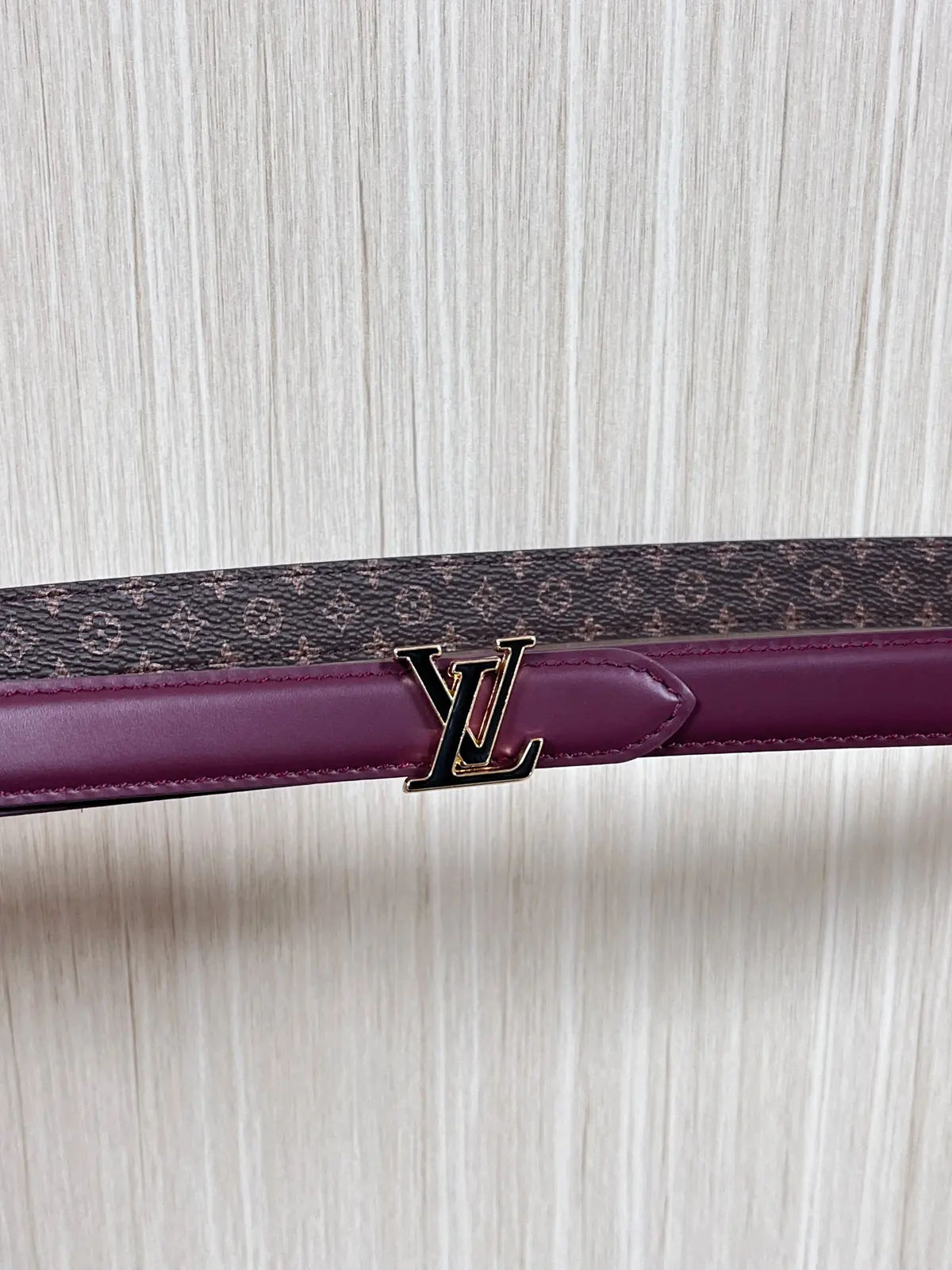 LV Style Black Leather Women's Belt Lookbook Reference image 2