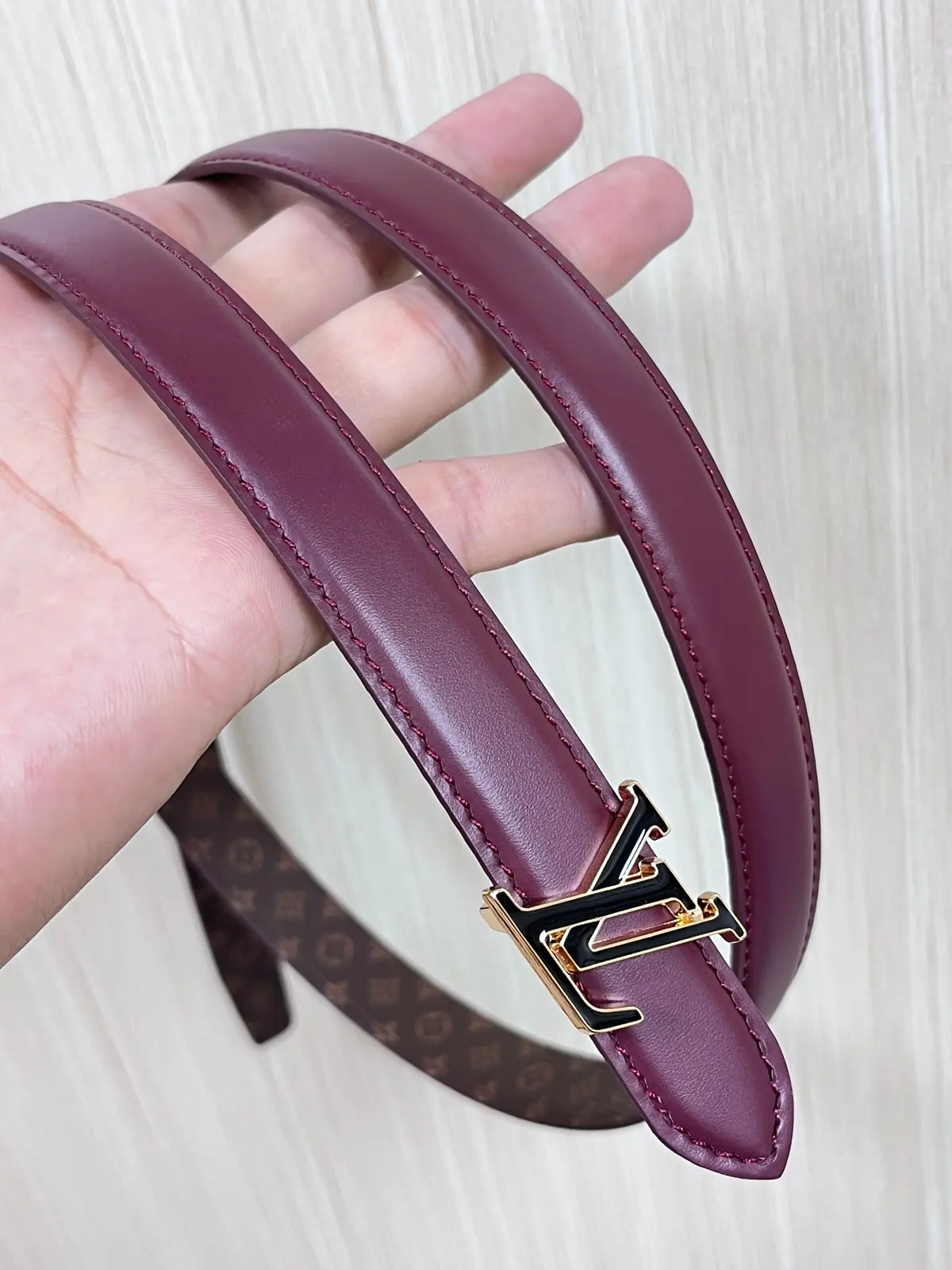 LV Style Black Leather Women's Belt Lookbook Reference image 5