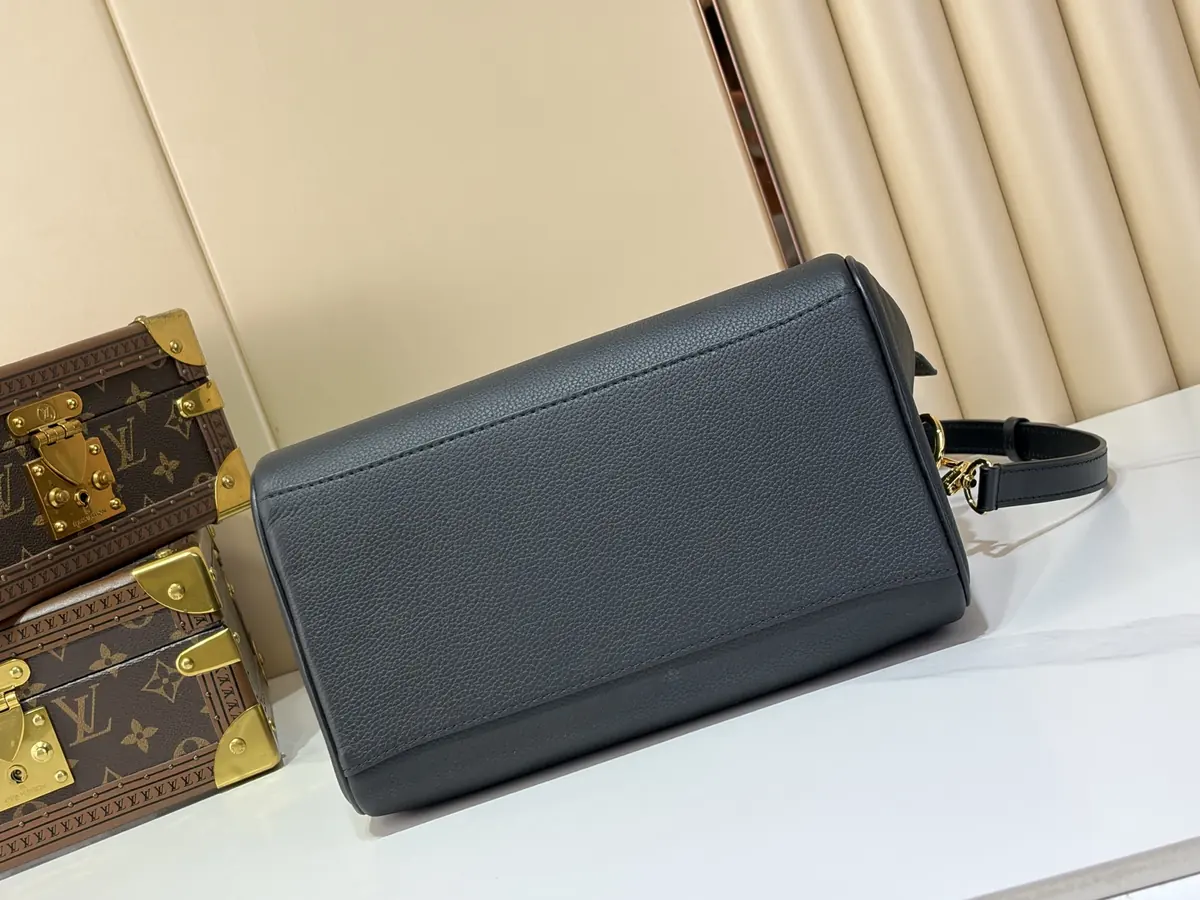 LV Style Black Top Handle Bag style reference detail image 4 from source 787689