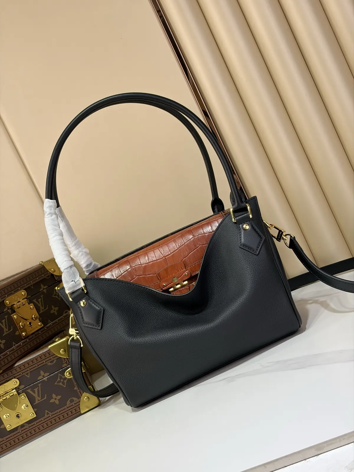 LV Style Black Top Handle Bag style reference detail image 1 from source 787691