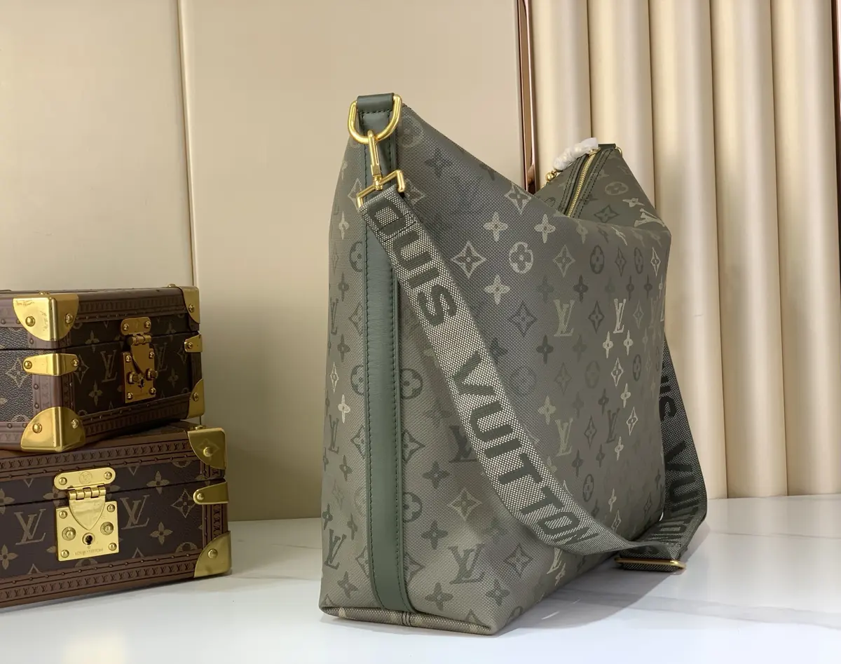 LV Style Brown Leather Hobo Bag Lookbook Reference image 2