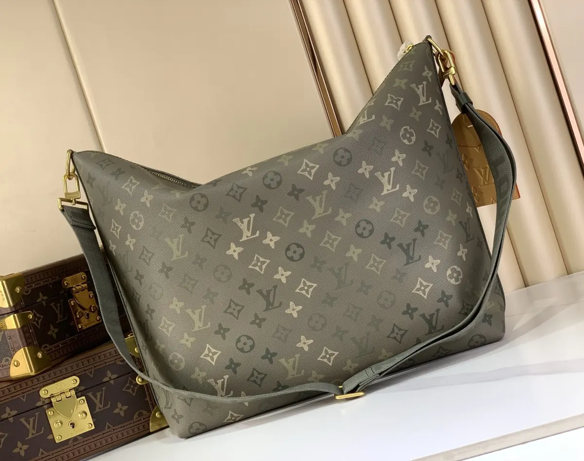 LV Style Brown Leather Hobo Bag Lookbook Reference image 3