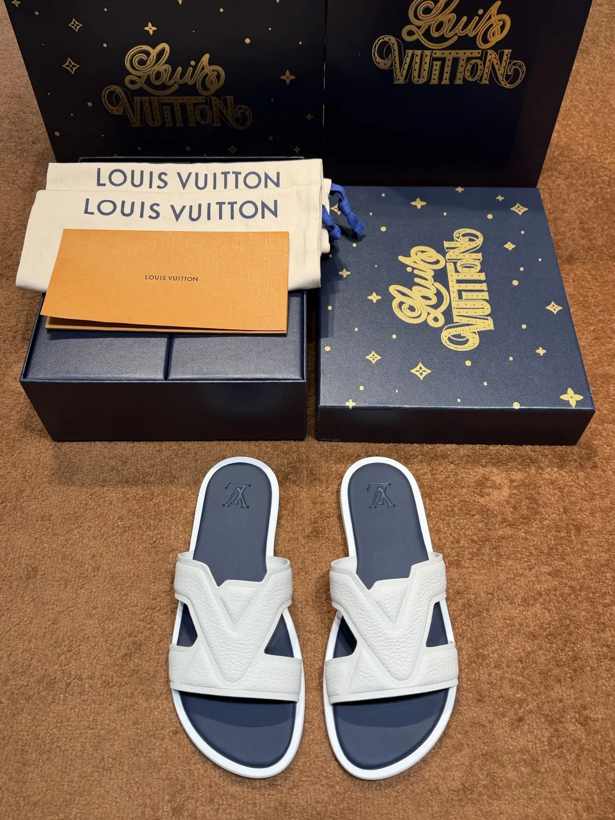 LV Style Canvas Men's Shoes Lookbook Reference image 1