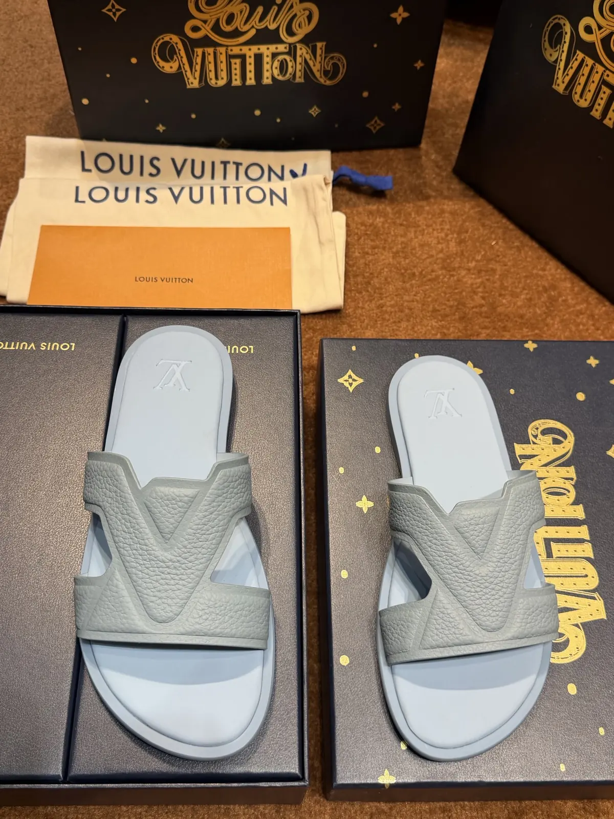 LV Style Canvas Men's Shoes Lookbook Reference image 3
