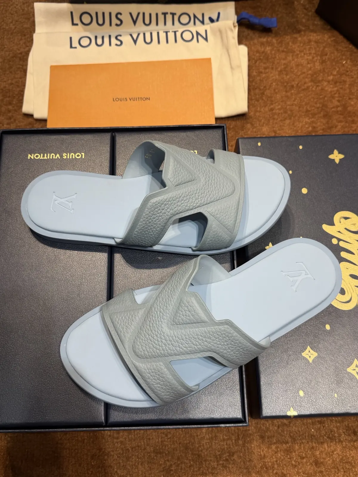LV Style Canvas Men's Shoes Lookbook Reference image 5