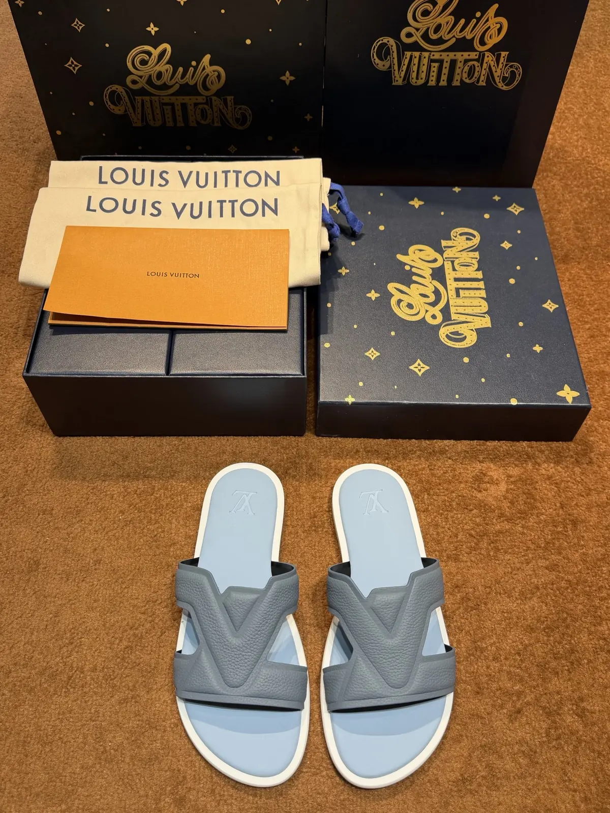 LV Style Canvas Men's Shoes Lookbook Reference image 1