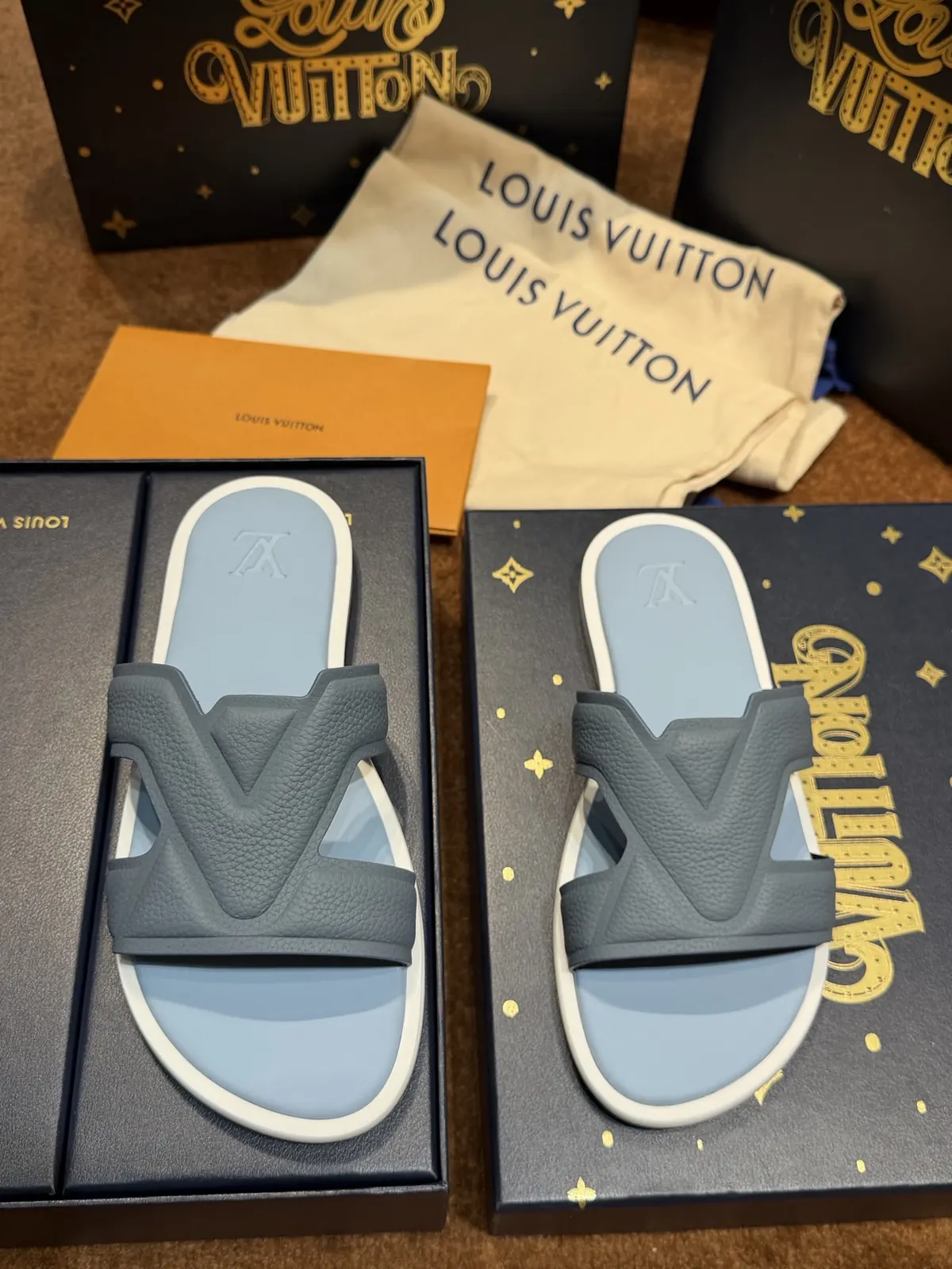 LV Style Canvas Men's Shoes Lookbook Reference image 3