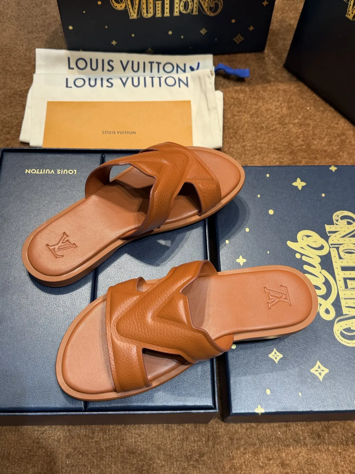 LV Style Canvas Men's Shoes Lookbook Reference image 5