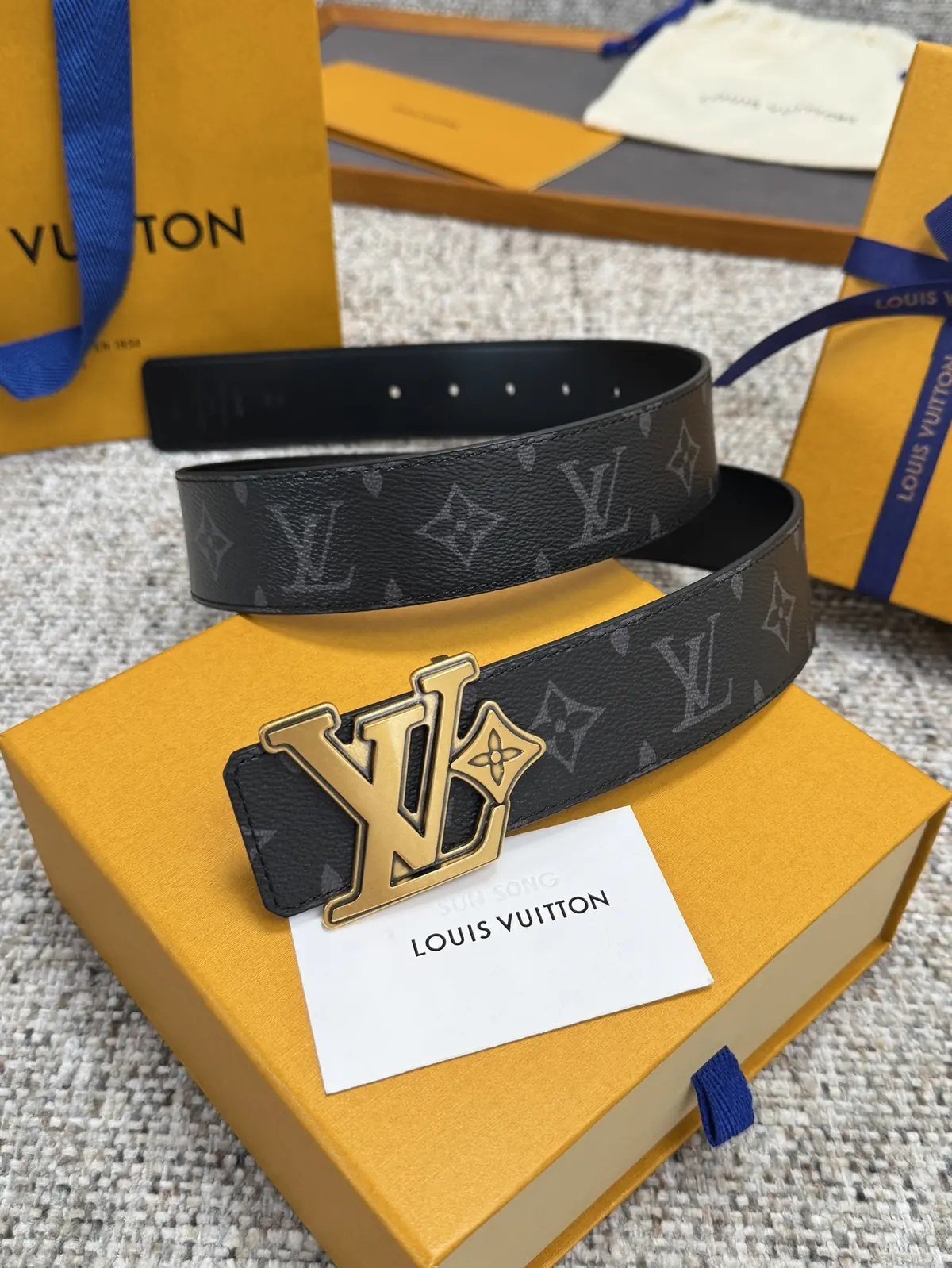 LV Style Gold Leather Men's Belt Lookbook Reference image 1