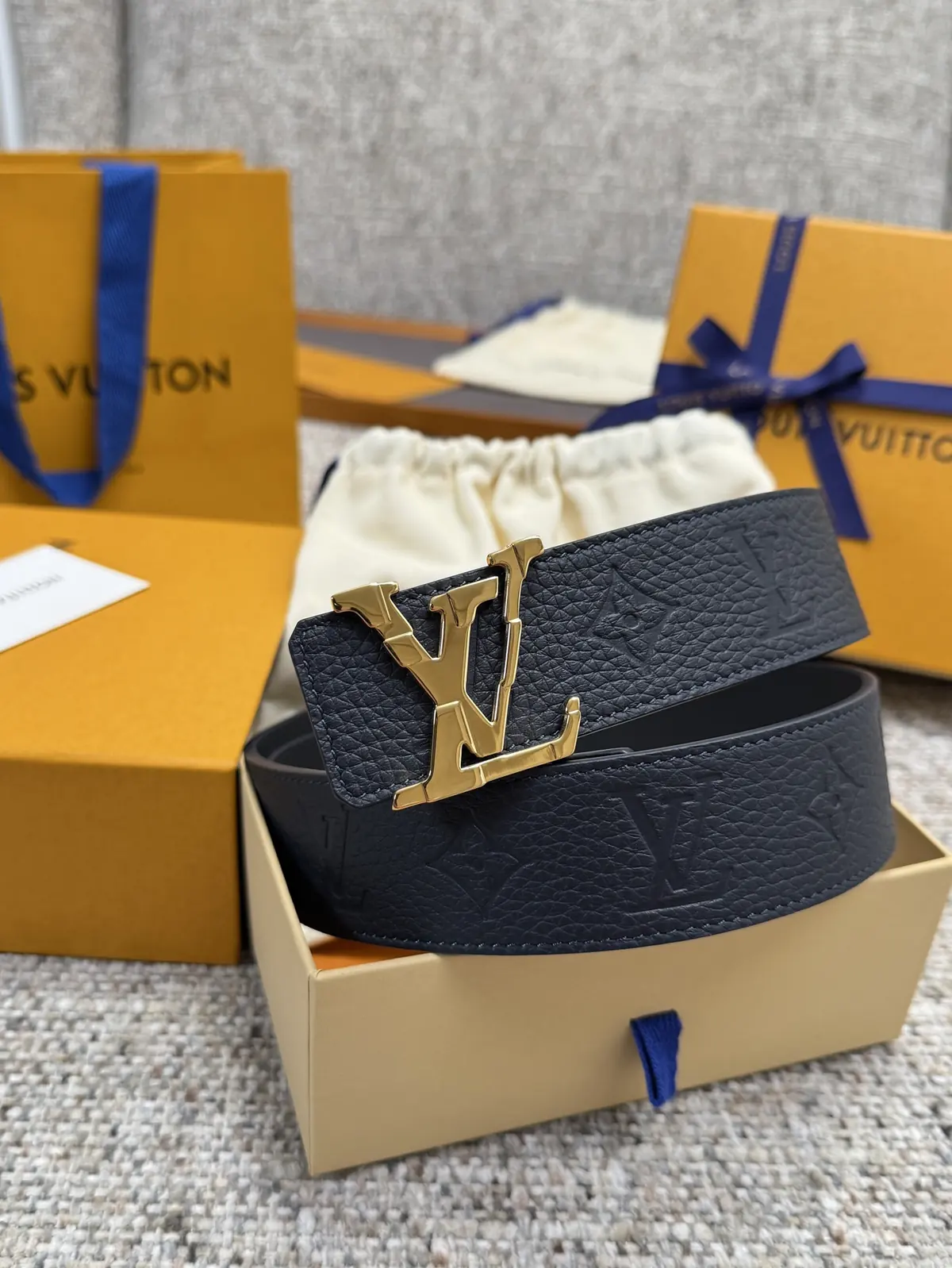 LV Style Gold Leather Men's Belt Lookbook Reference image 5