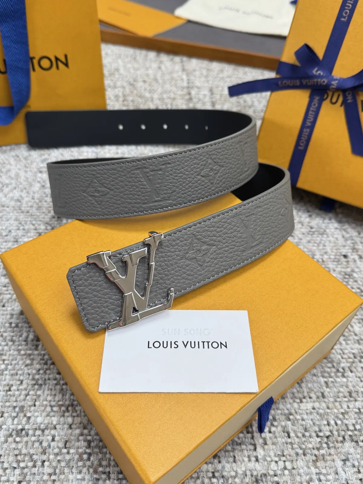 LV Style Gold Leather Men's Belt Lookbook Reference image 1