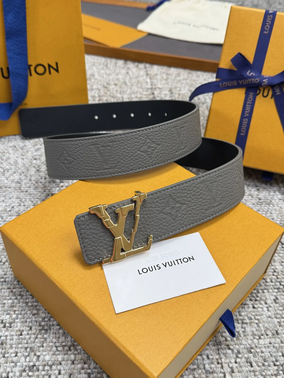 LV Style Gold Leather Men's Belt Lookbook Reference image 1