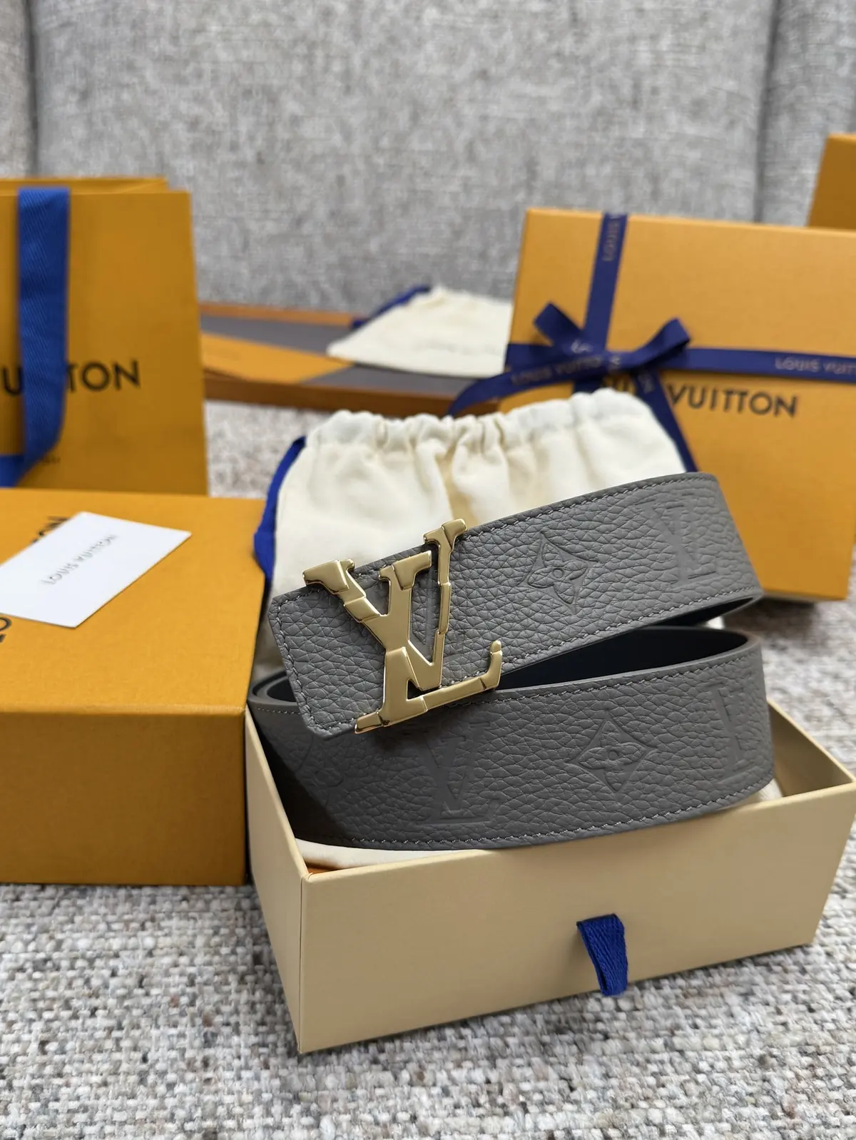 LV Style Gold Leather Men's Belt Lookbook Reference image 5