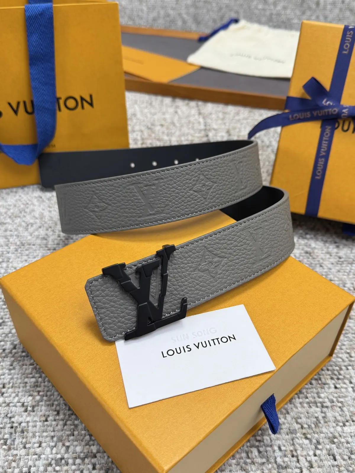 LV Style Gold Leather Men's Belt Lookbook Reference image 1