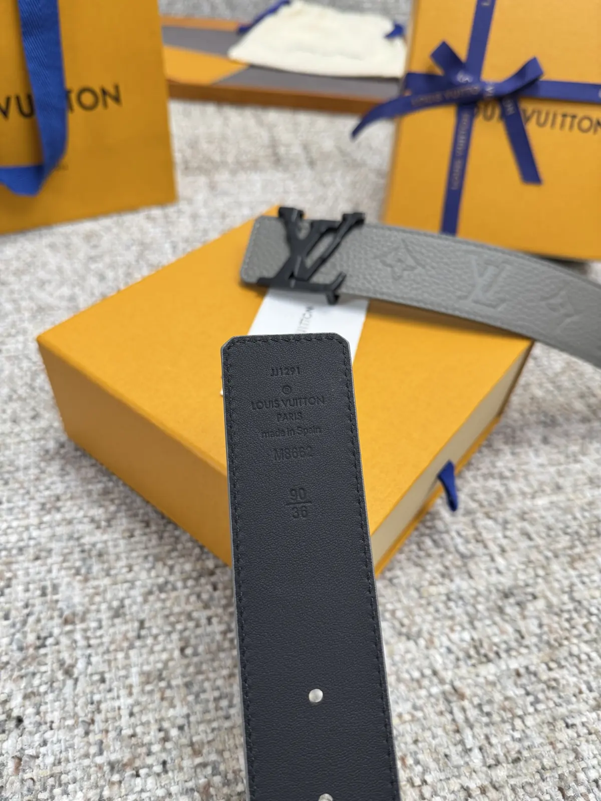 LV Style Gold Leather Men's Belt Lookbook Reference image 6