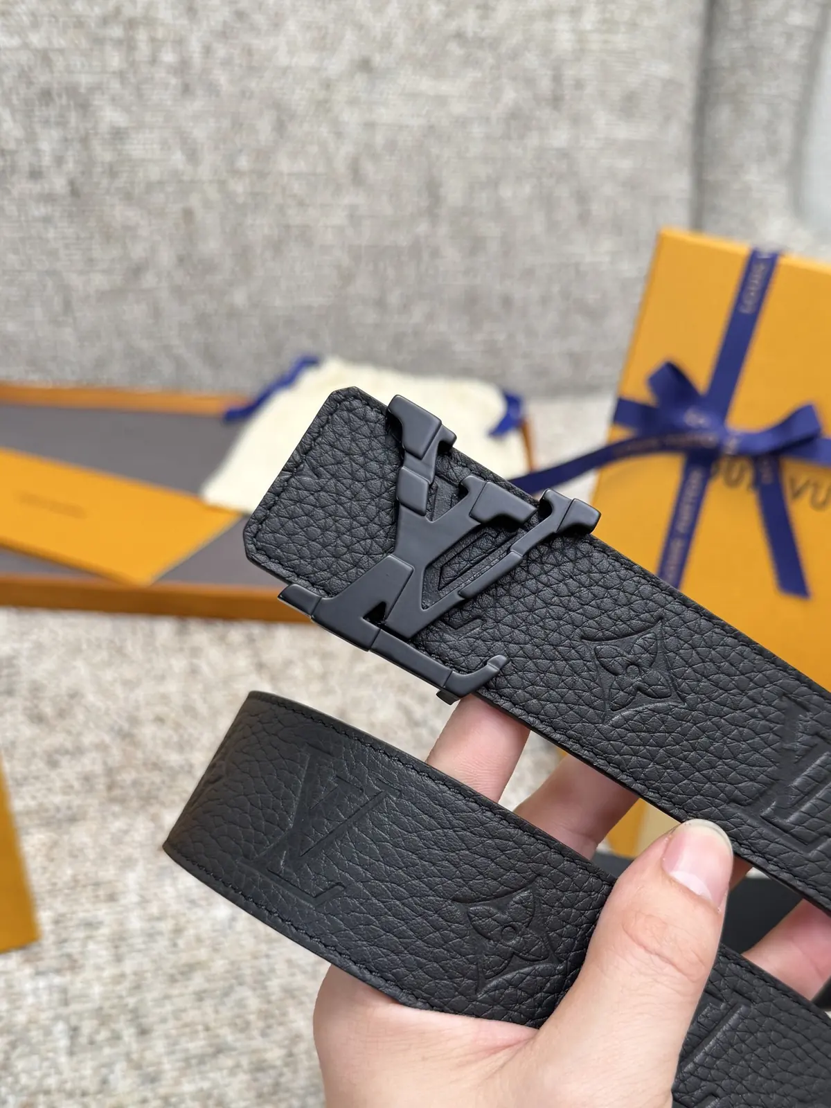 LV Style Gold Leather Men's Belt Lookbook Reference image 3