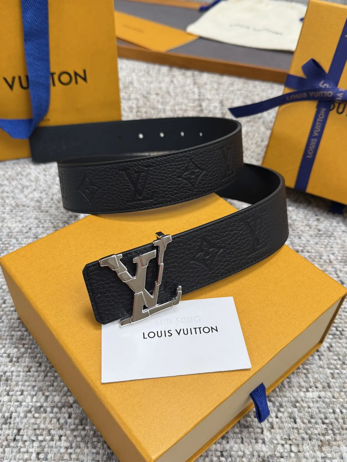 LV Style Gold Leather Men's Belt Lookbook Reference image 1