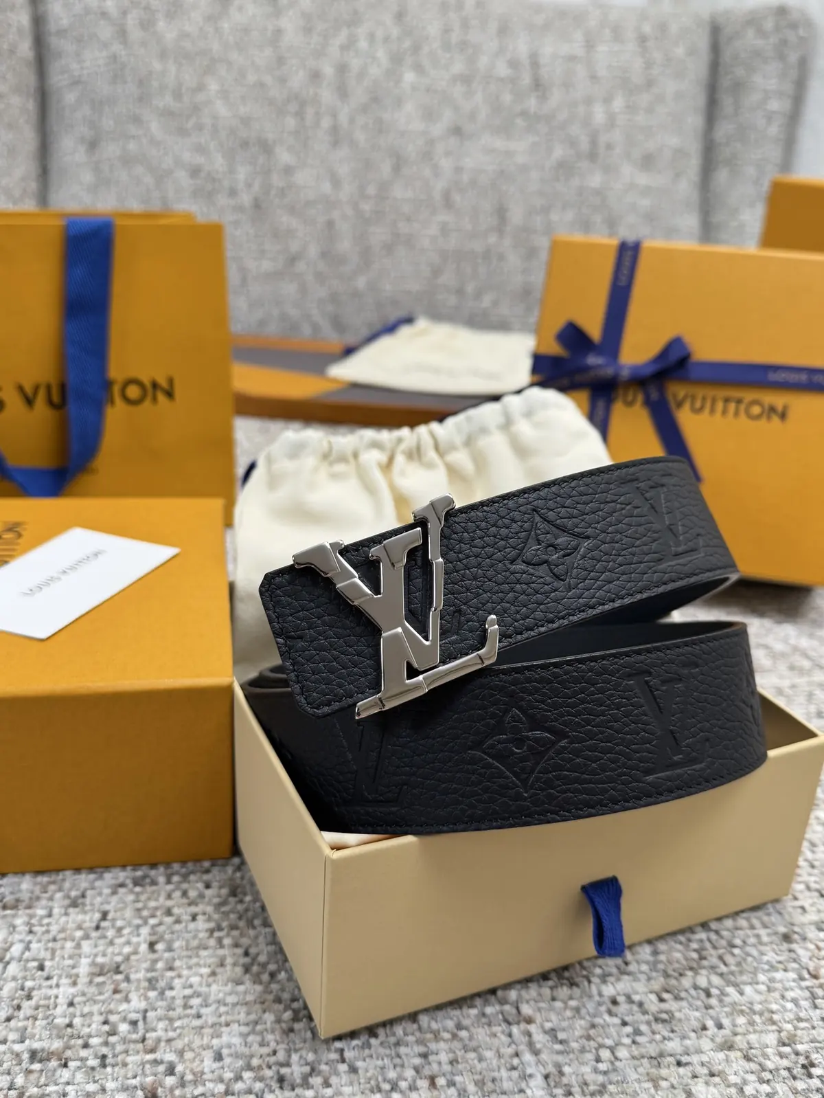LV Style Gold Leather Men's Belt Lookbook Reference image 5