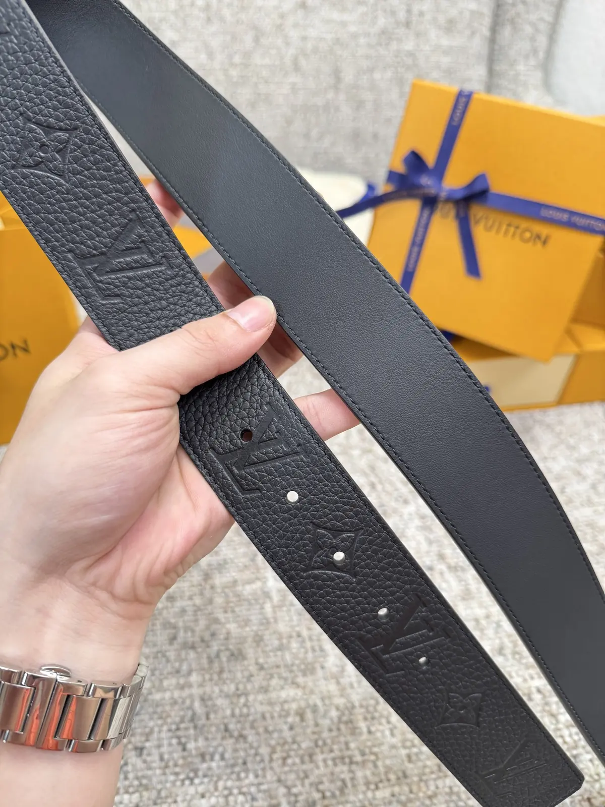 LV Style Gold Leather Men's Belt Lookbook Reference image 4