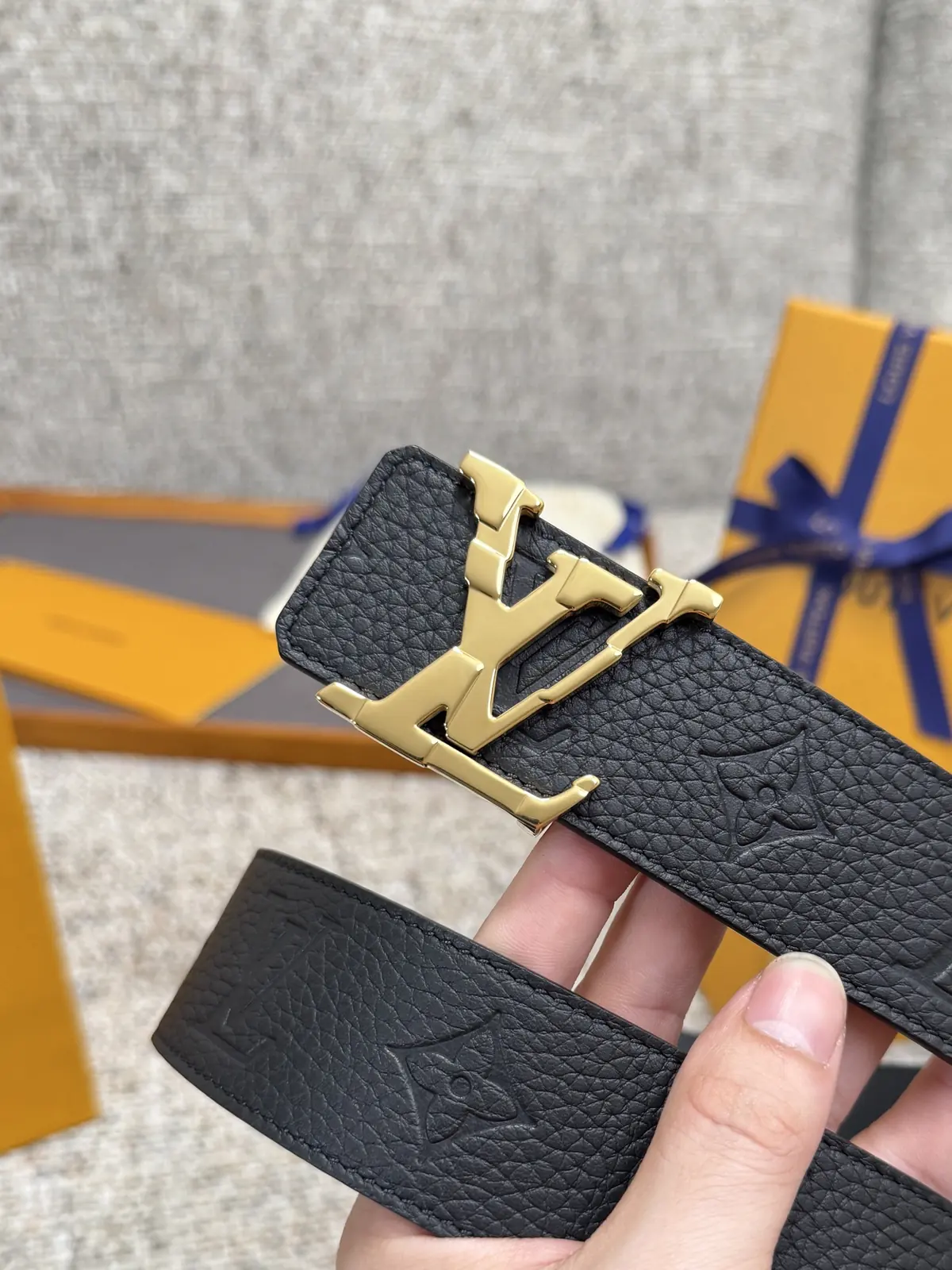 LV Style Gold Leather Men's Belt Lookbook Reference image 3