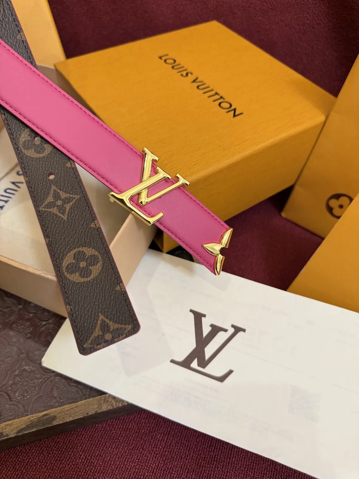 LV Style Gold Leather Women's Belt Lookbook Reference image 4