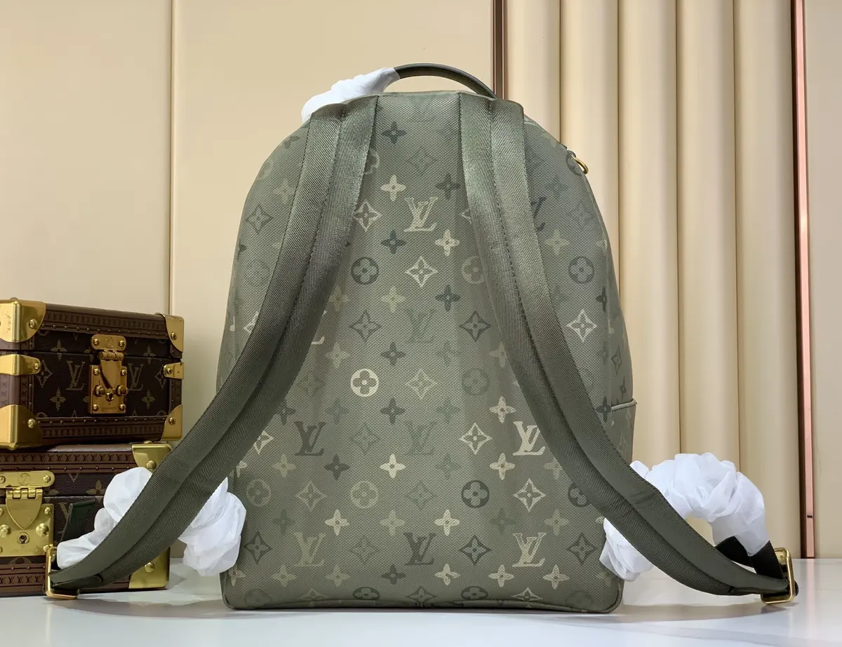 LV Style Green Canvas Shoulder Bag Lookbook Reference image 3