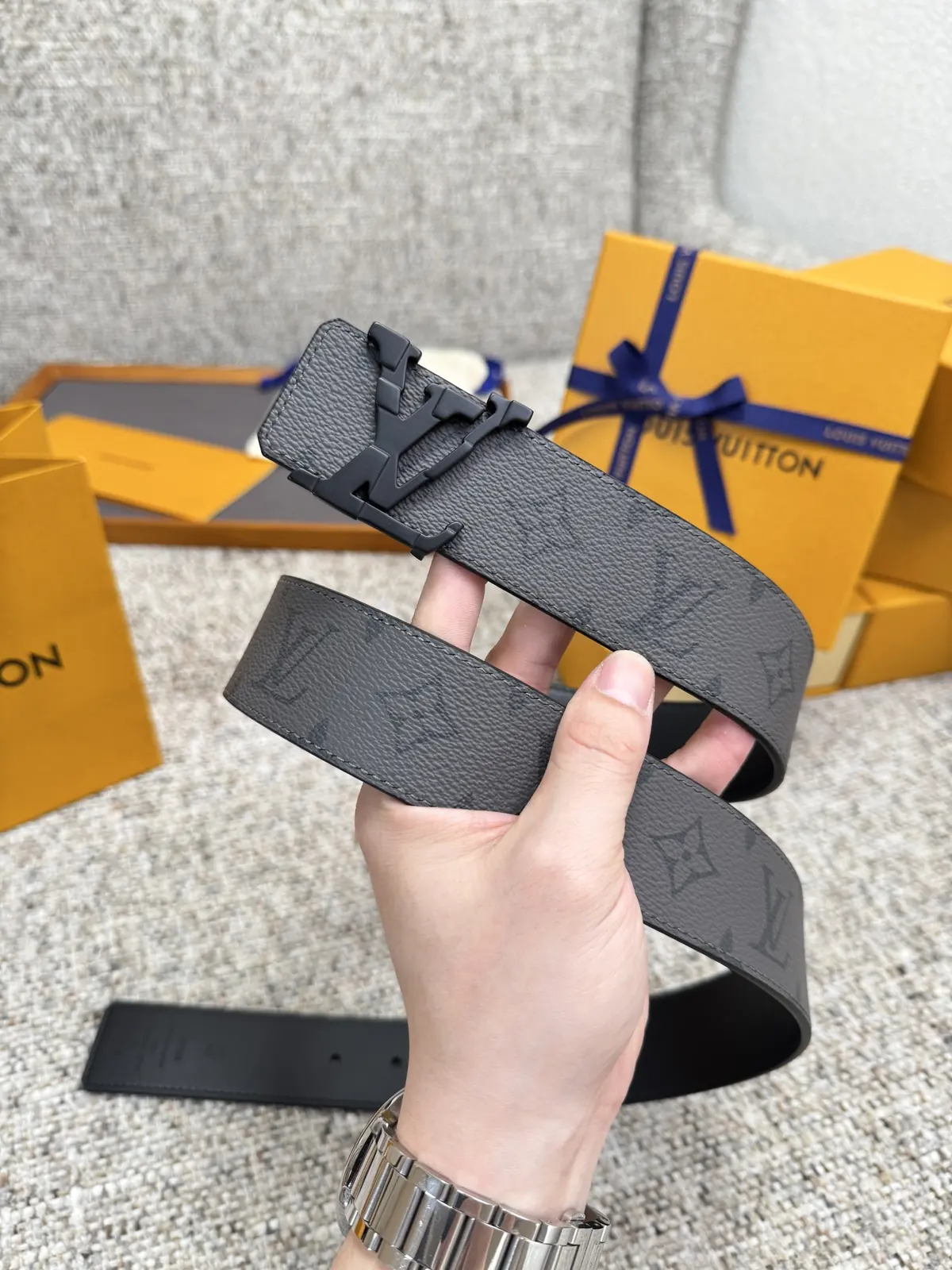 LV Style Leather Men's Belts Lookbook Reference image 2