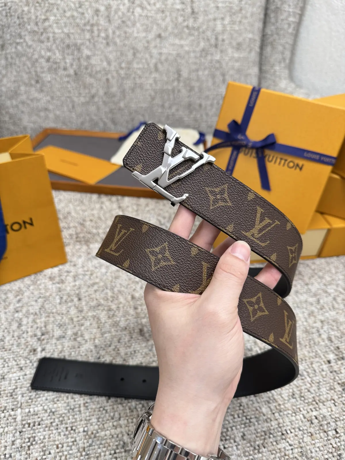 LV Style Leather Men's Belts Lookbook Reference image 2