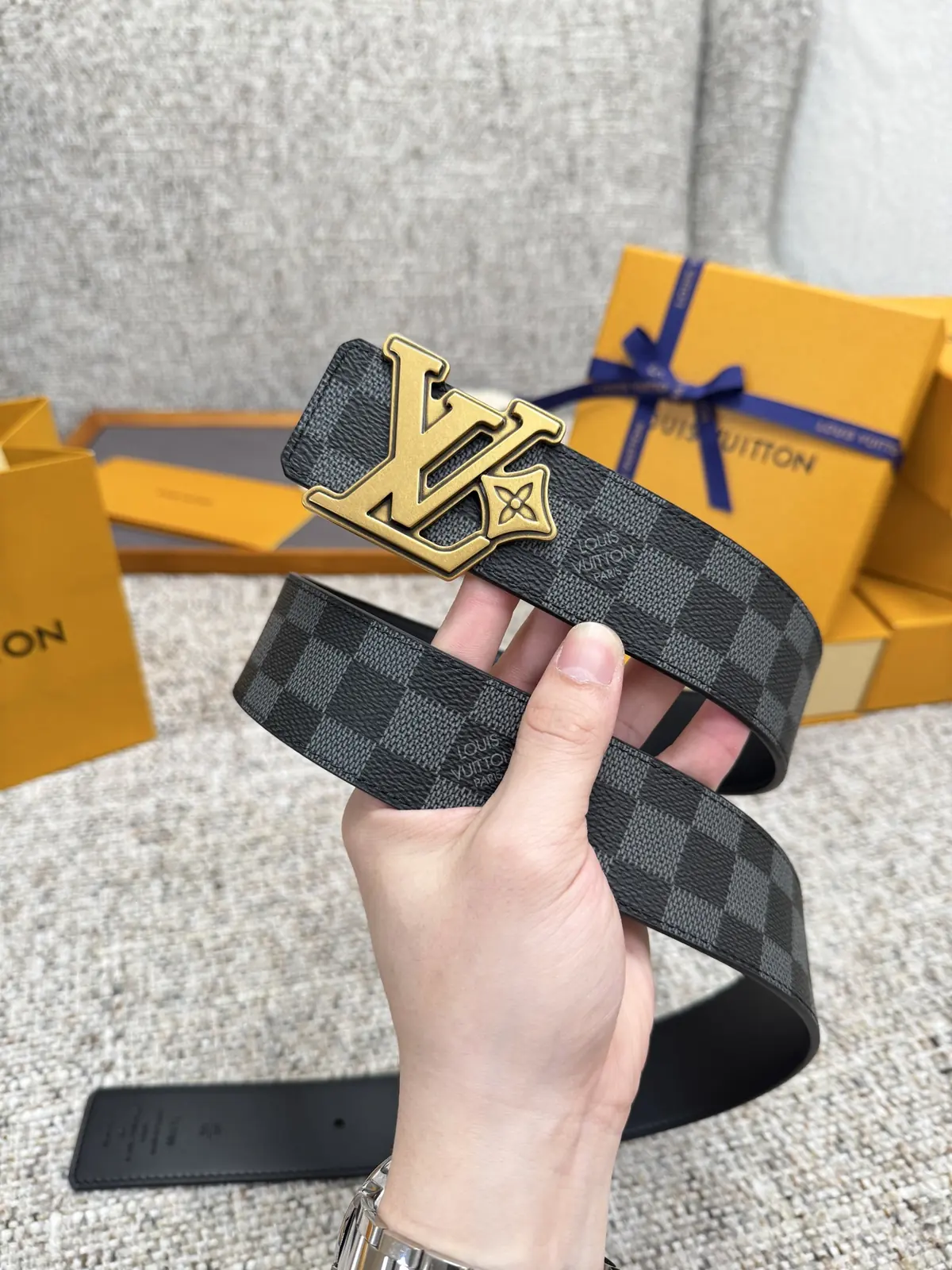LV Style Leather Men's Belts Lookbook Reference image 2