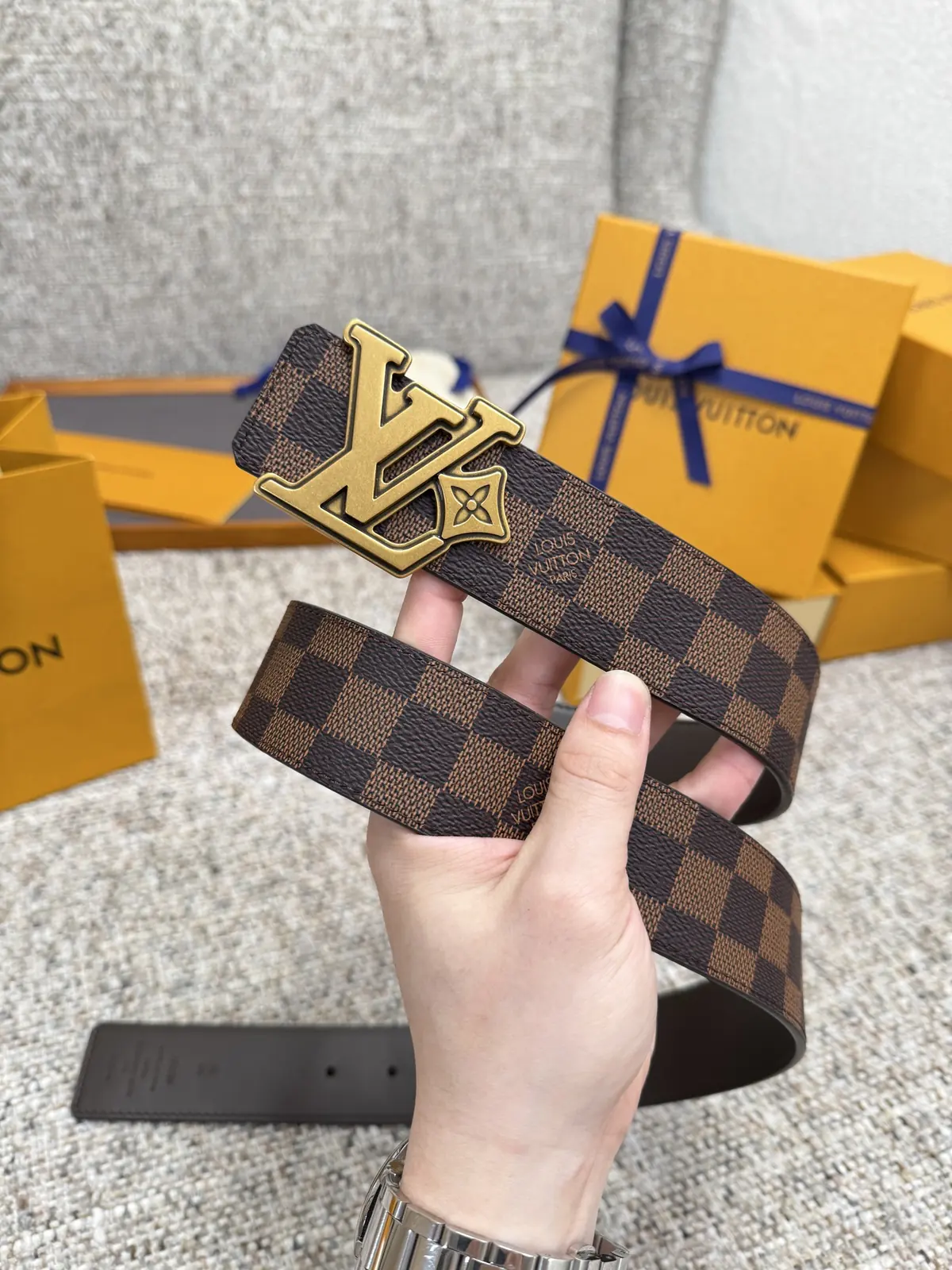 LV Style Leather Men's Belts Lookbook Reference image 2