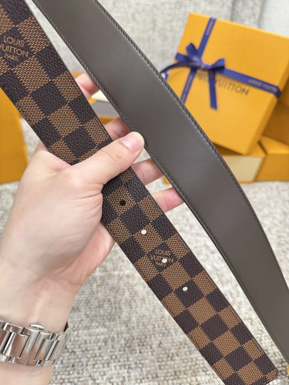 LV Style Leather Men's Belts Lookbook Reference image 4