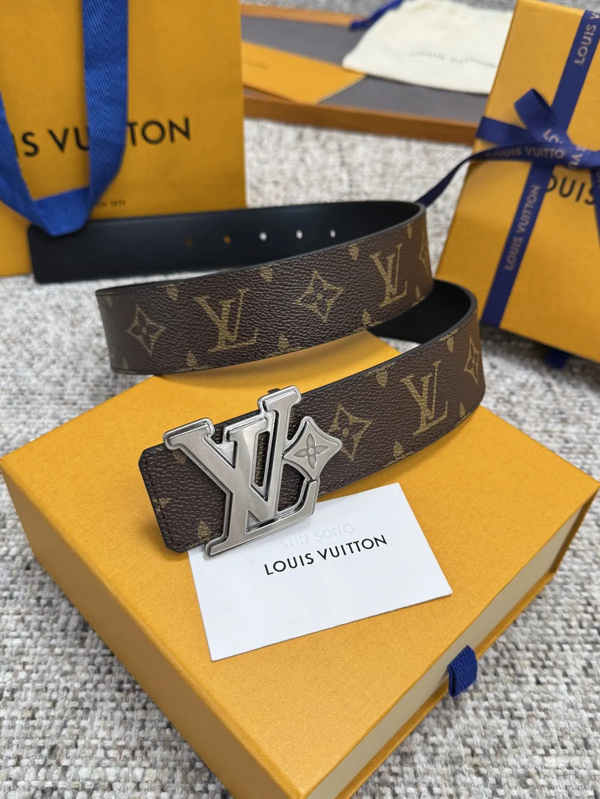 LV Style Leather Men's Belts Lookbook Reference image 1