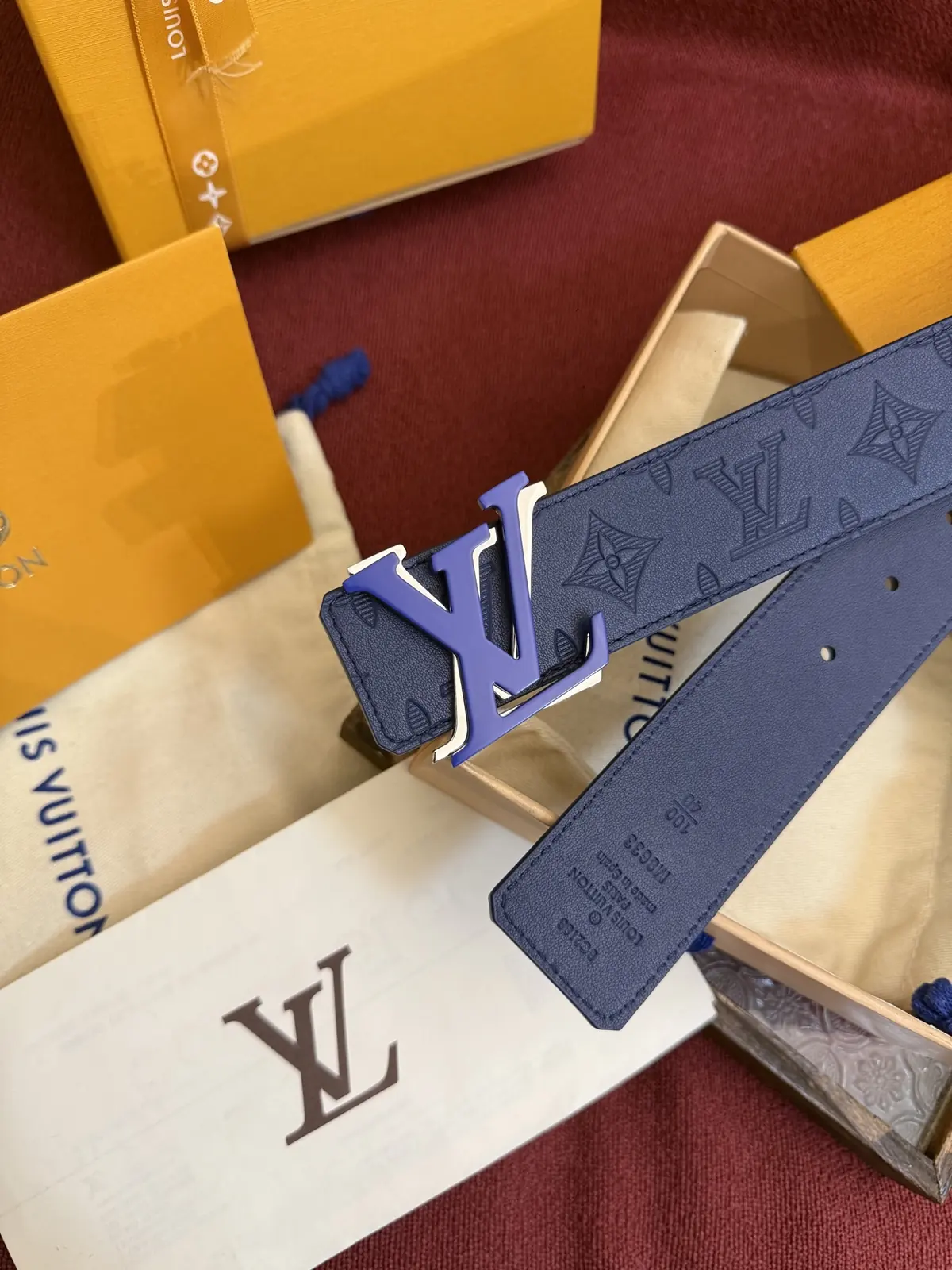 LV Style Leather Men's Belt Lookbook Reference image 3