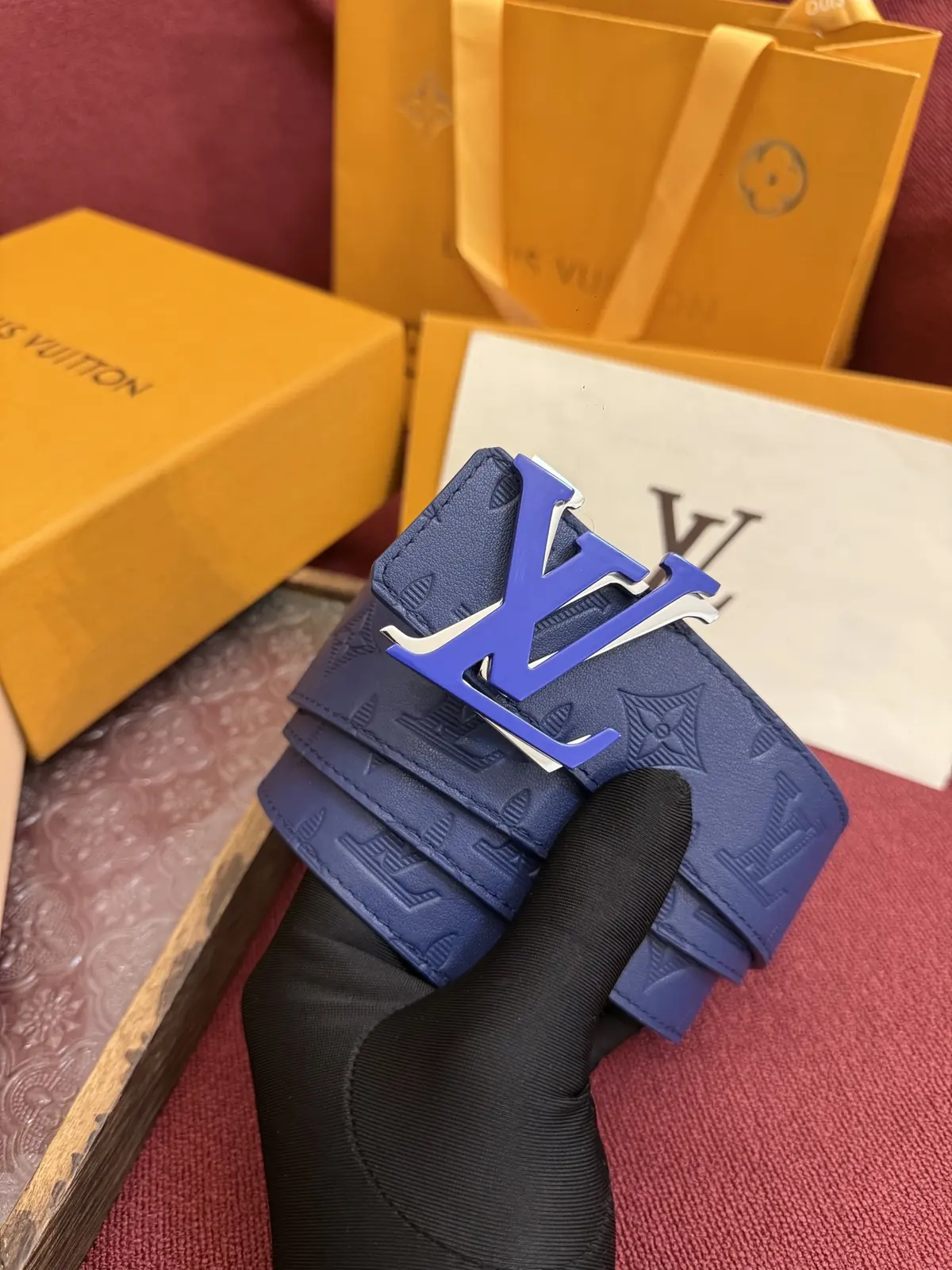 LV Style Leather Men's Belt Lookbook Reference image 4