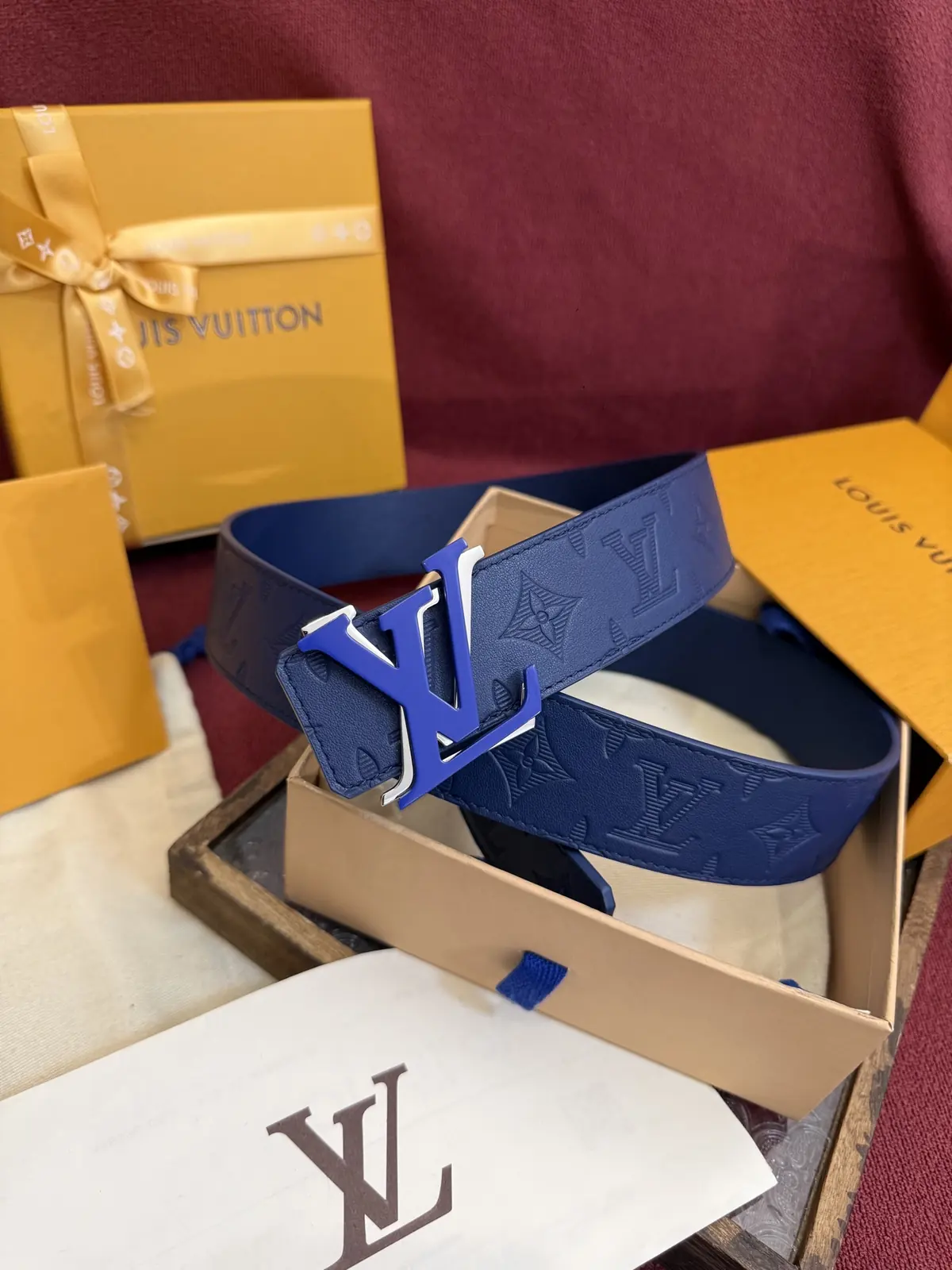 LV Style Leather Men's Belt Lookbook Reference image 6