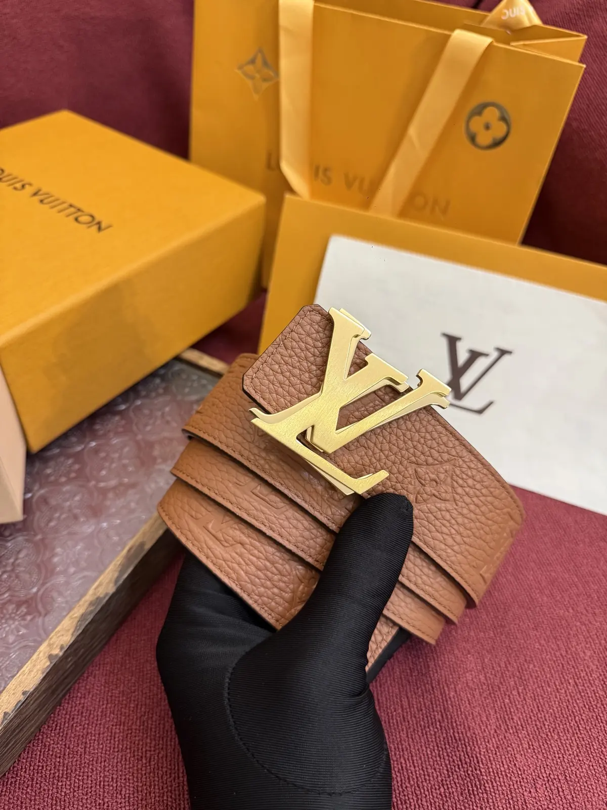 LV Style Leather Men's Belt Lookbook Reference image 6