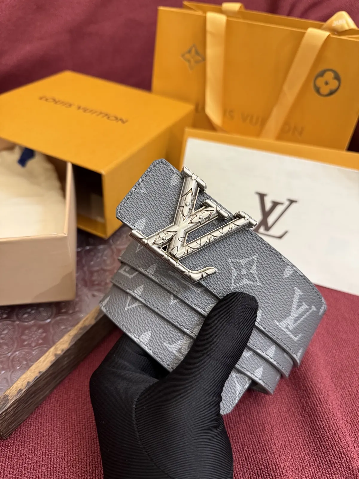 LV Style Leather Men's Belt Lookbook Reference image 6