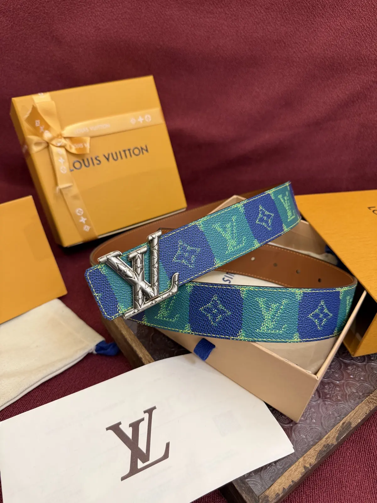 LV Style Leather Men's Belt Lookbook Reference image 5