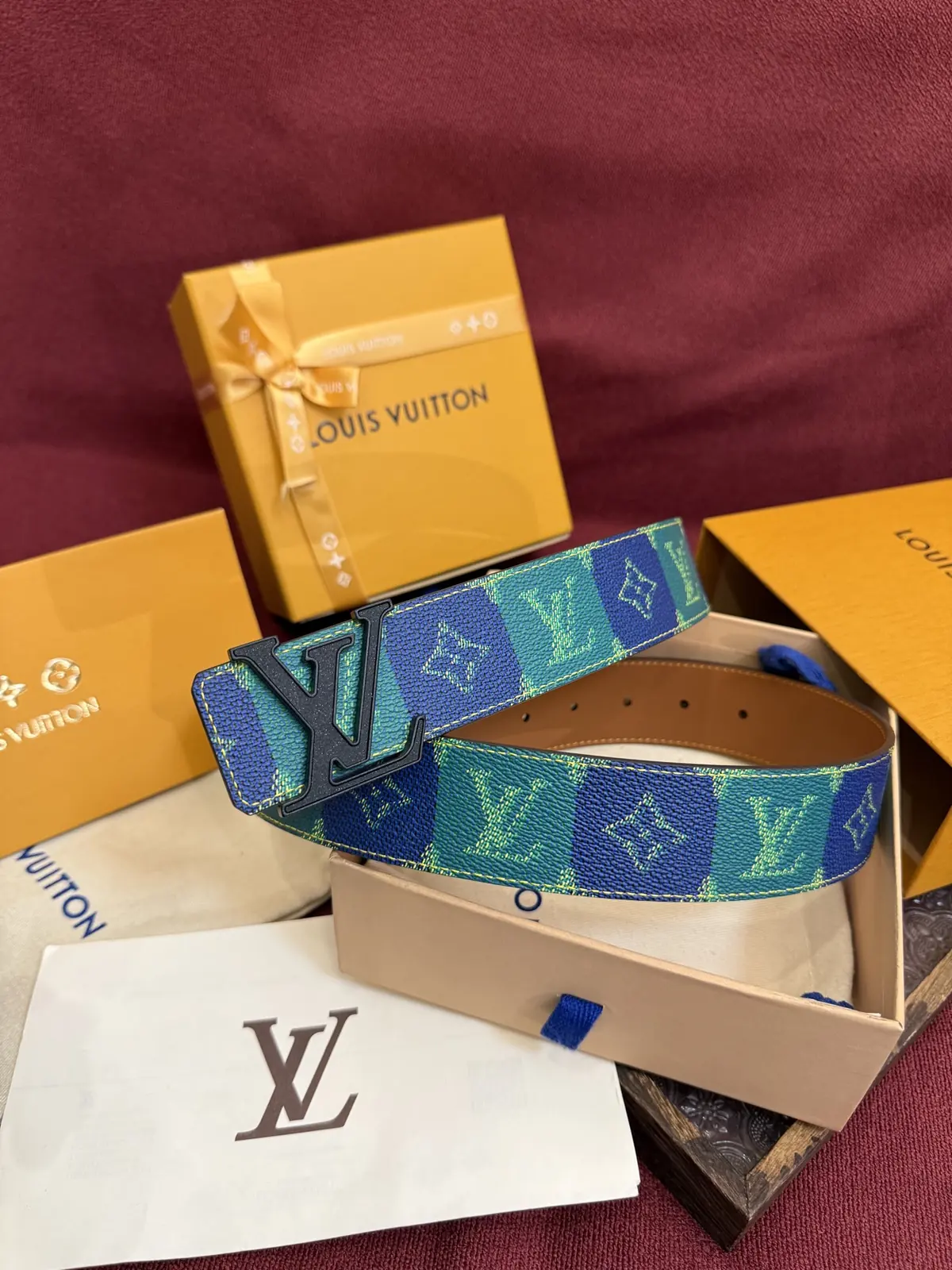 LV Style Leather Men's Belt Lookbook Reference image 5