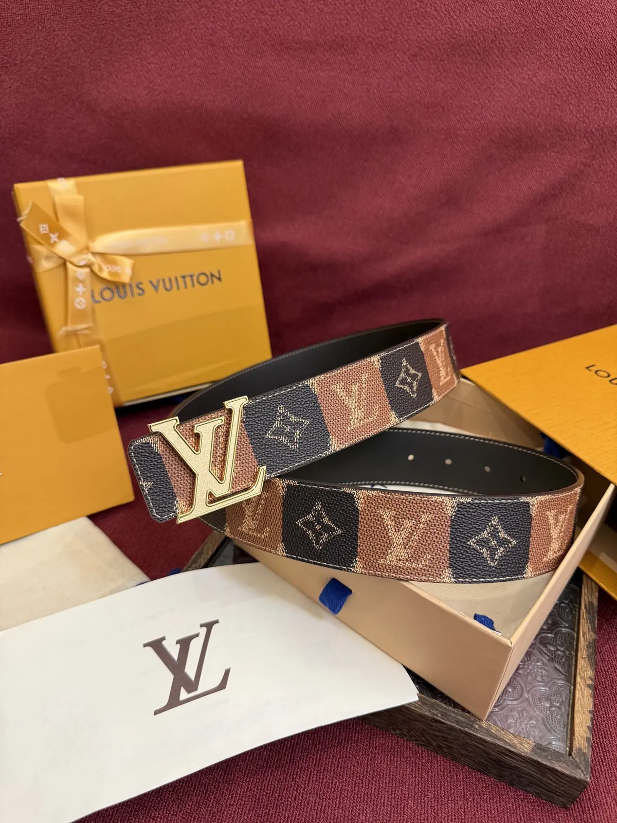 LV Style Leather Men's Belt Lookbook Reference image 5