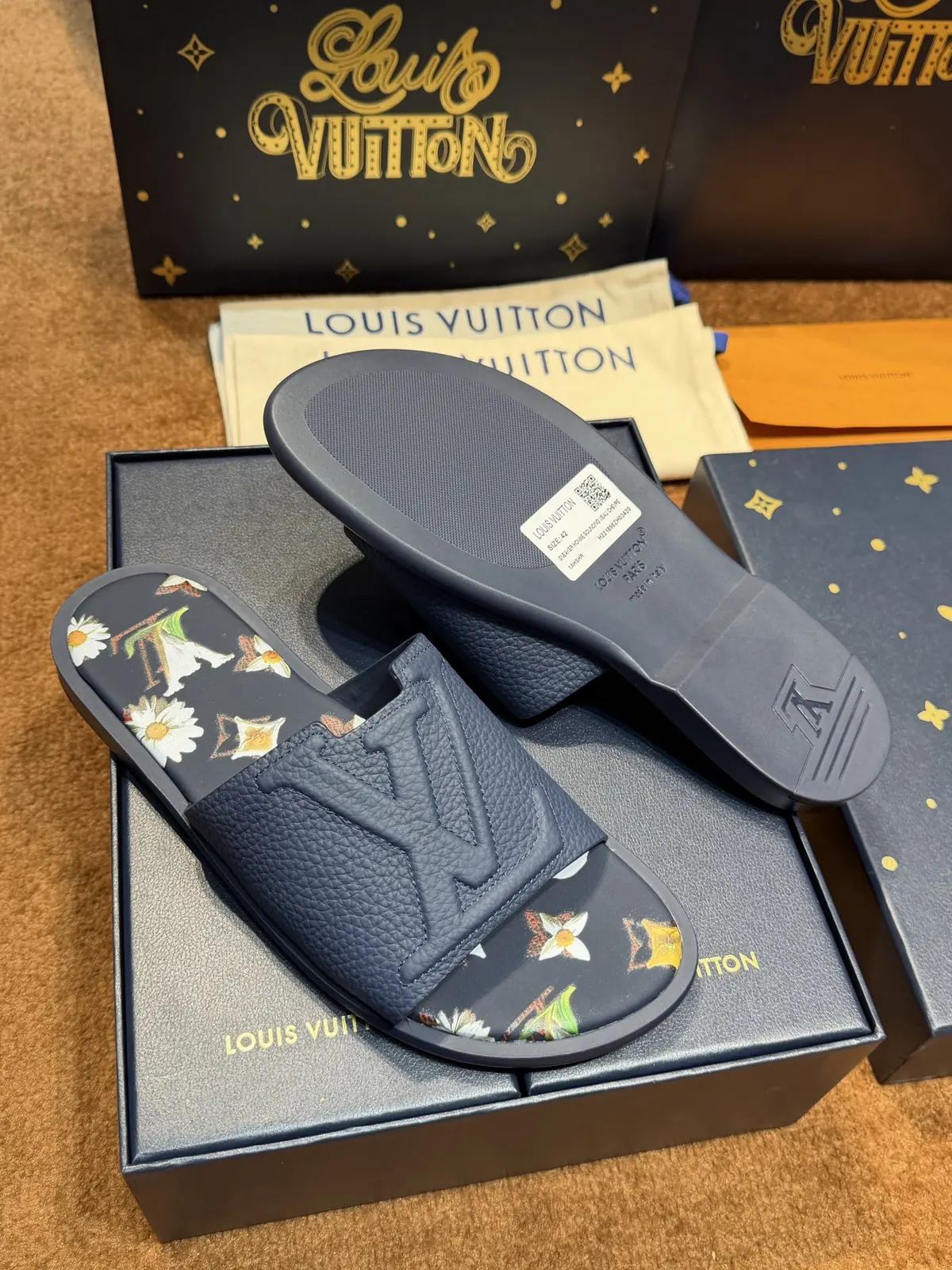 LV Style Leather Men's Shoes Lookbook Reference image 5